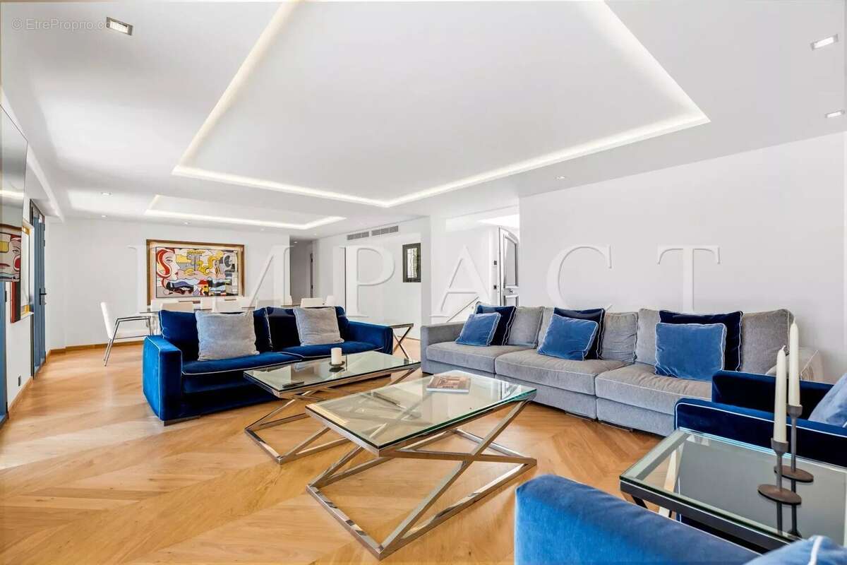 Maison à CANNES