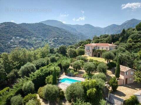 Maison 400 m² à Menton  - photo 2