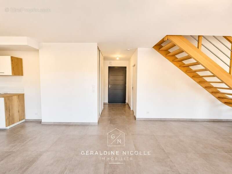 Maison de 2024 sous garanties décennales - 5 chambres - DPE A - quartier résidentiel de VANNES - photo 3