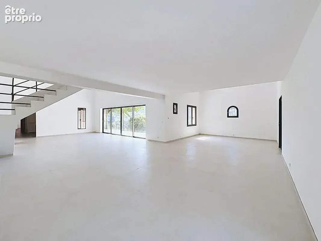 Villa d'exception 8 pièces - Evenos - photo 3