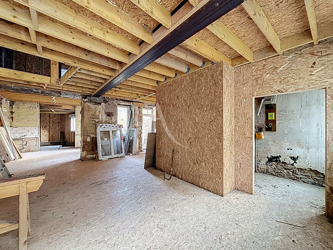 Maison à CHATEAU-GONTIER