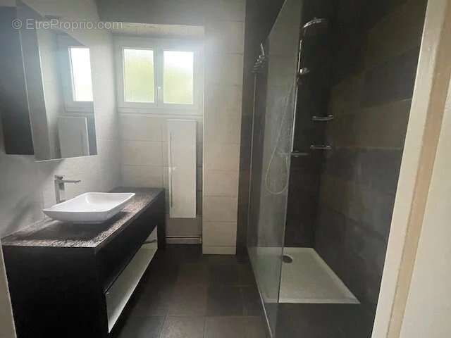 Appartement à LYON-8E