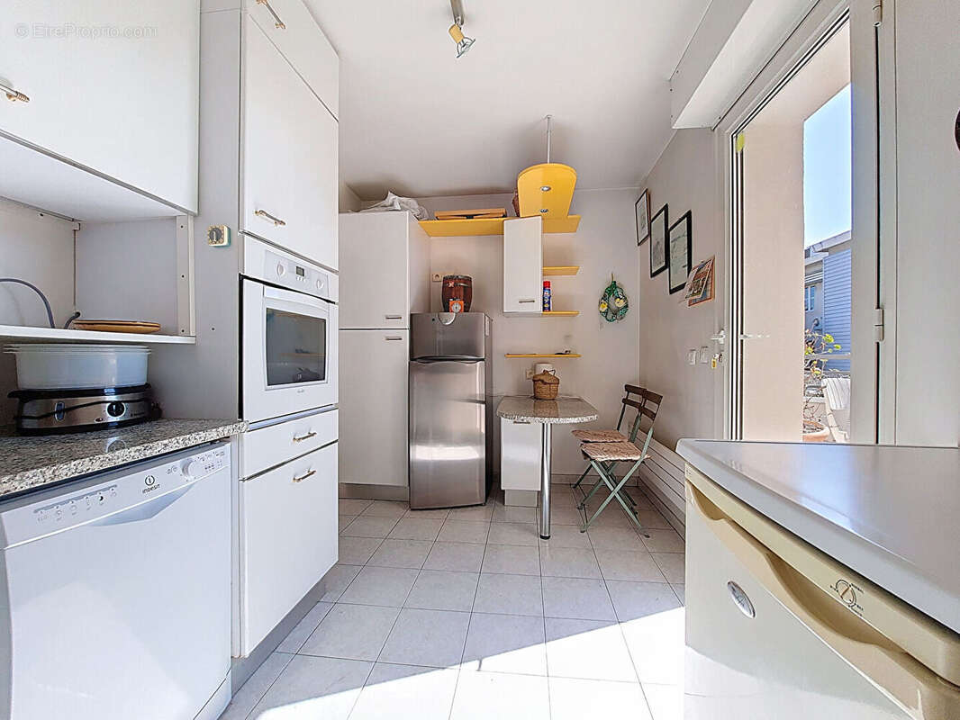 Appartement à MARSEILLE-12E