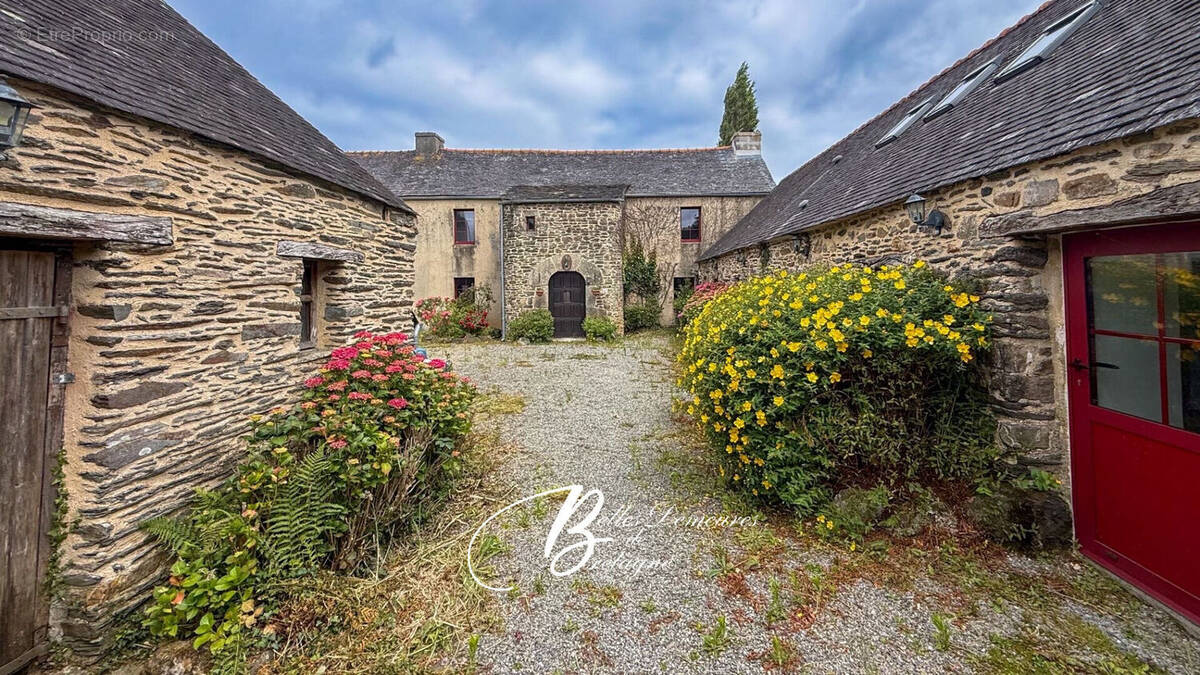 Maison à LANDERNEAU