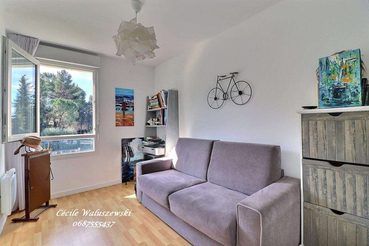 Appartement à MARSEILLE-11E