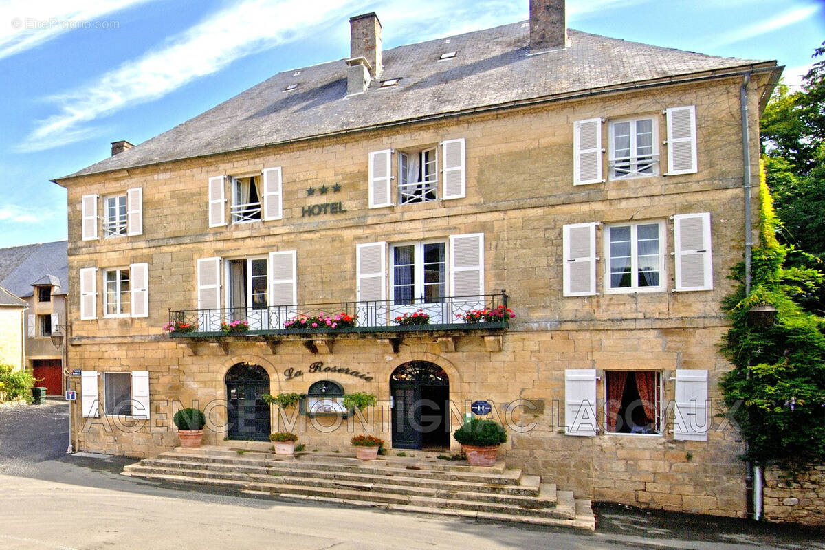 Commerce à MONTIGNAC