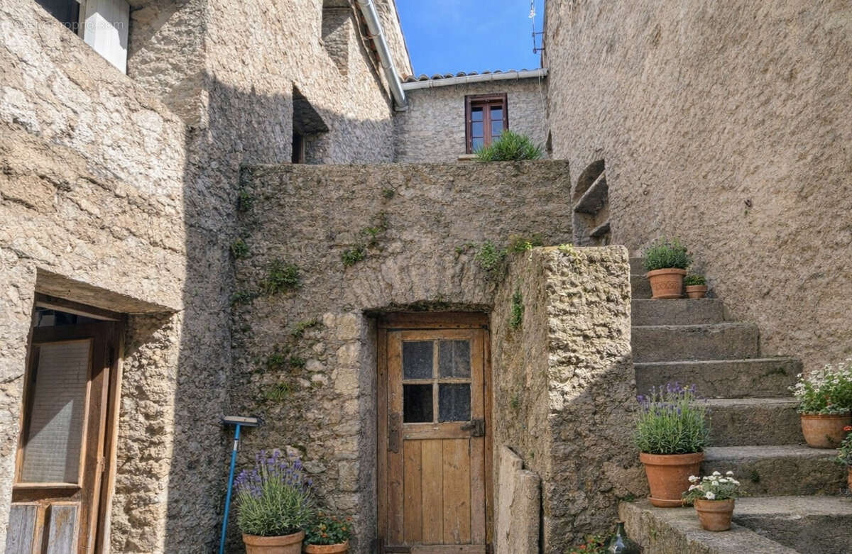 Maison à LA CAUNETTE