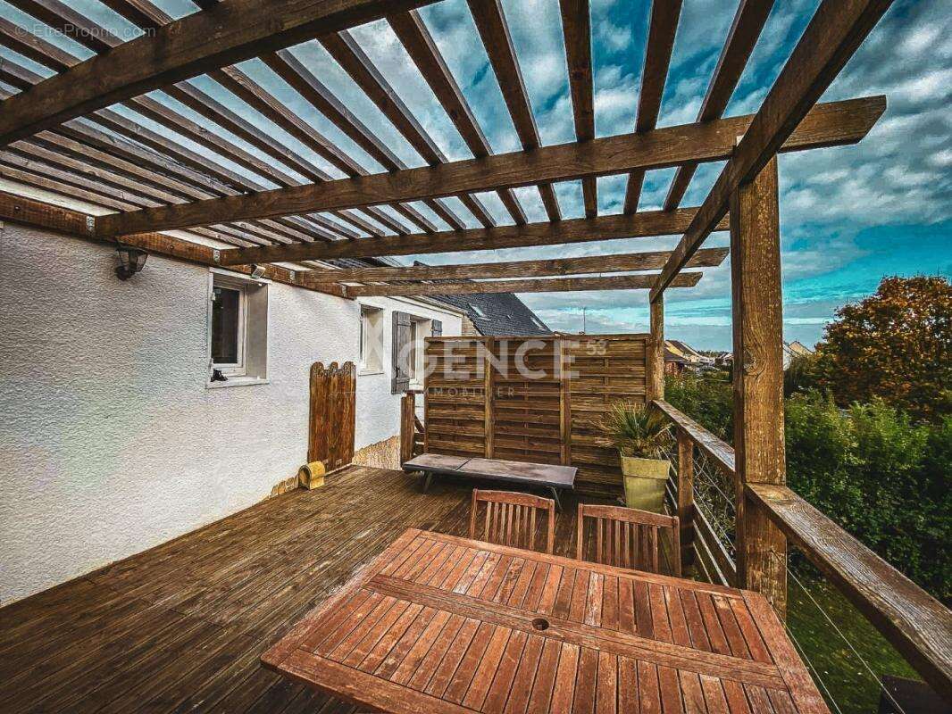 Maison à RACQUINGHEM