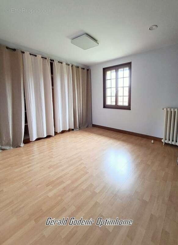 Maison à VINCEY