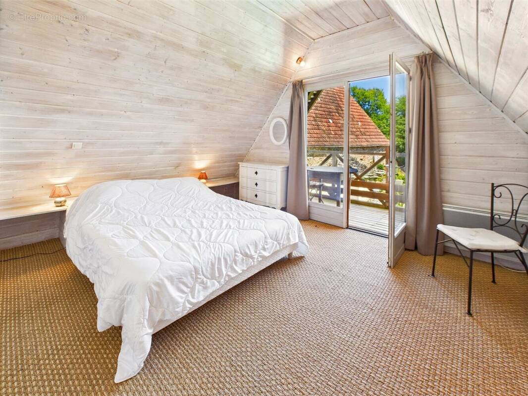 Maison à SAINT-CYPRIEN