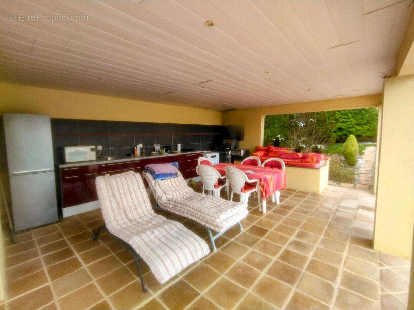 pool house  - Maison à CASTELNAU-MONTRATIER