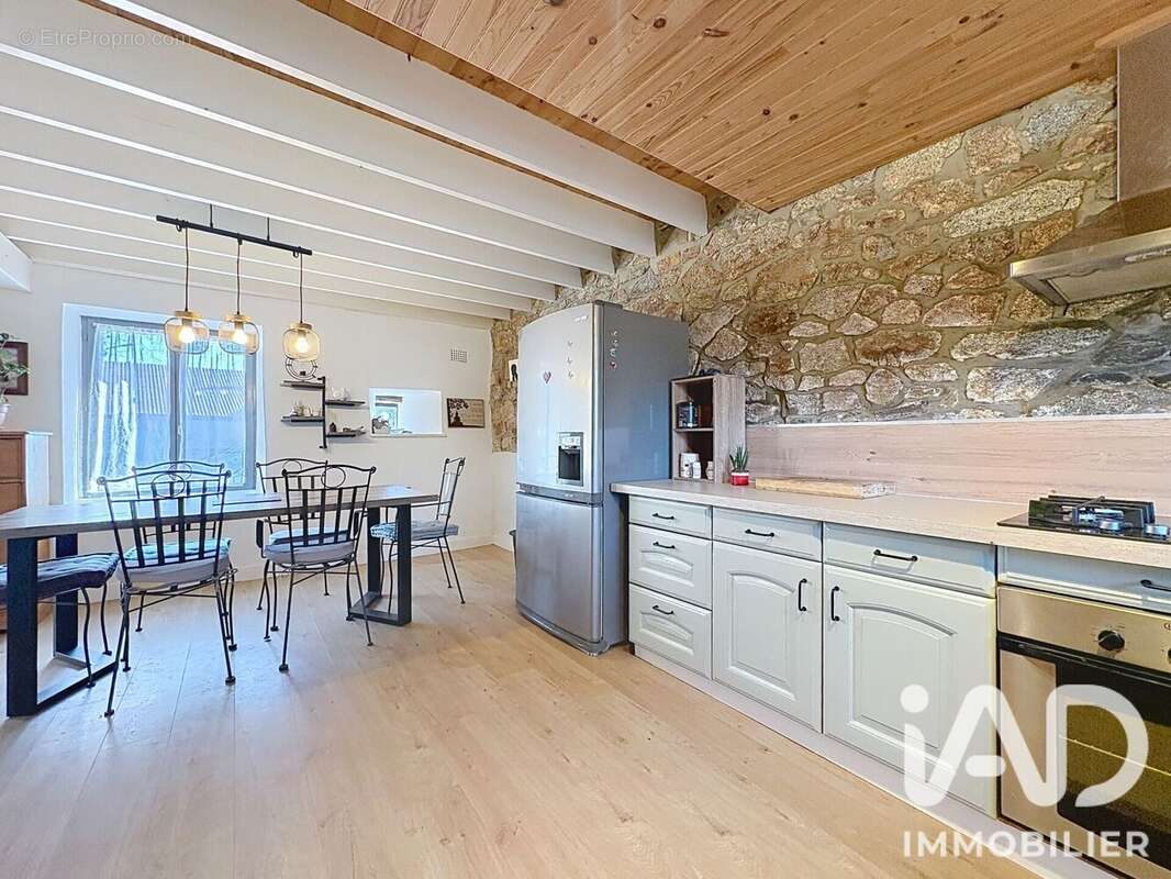 Maison 108 m² à Pleine-Fougeres  - photo 3