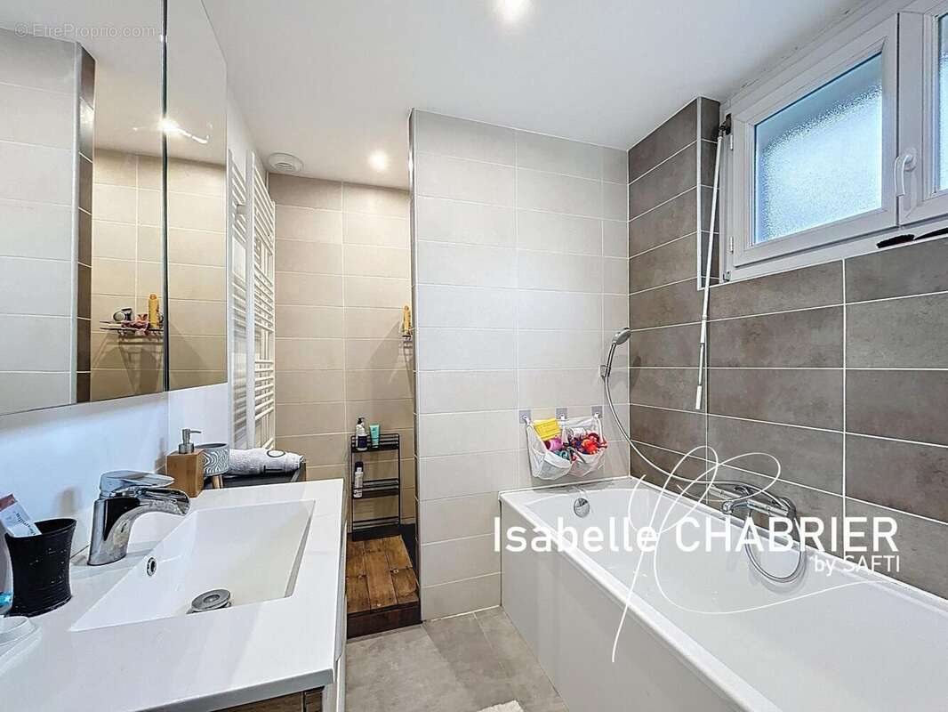 Photo 5 - Maison à TIERCE