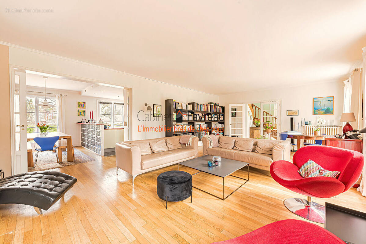 Maison à L&#039;HAY-LES-ROSES