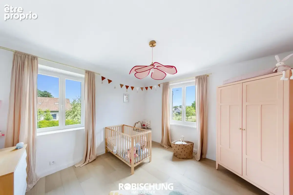 SPECHBACH : Une maison rénovée de caractère alliant charme & confort ! - photo 9