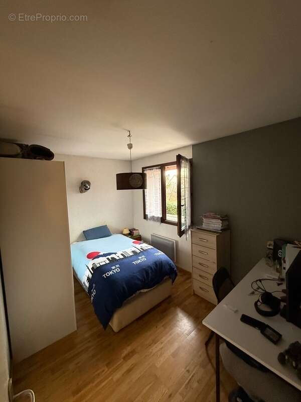 Maison à CRANVES-SALES