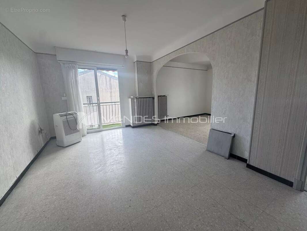 Appartement à ROQUEBRUNE-CAP-MARTIN