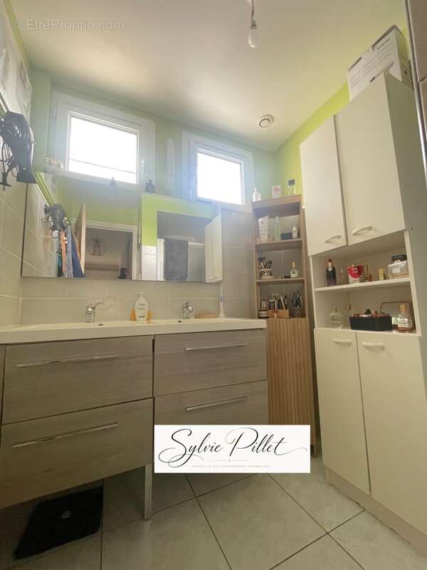 Maison 8 pièces - 4 Chambres à Luçon  (85) - photo 5