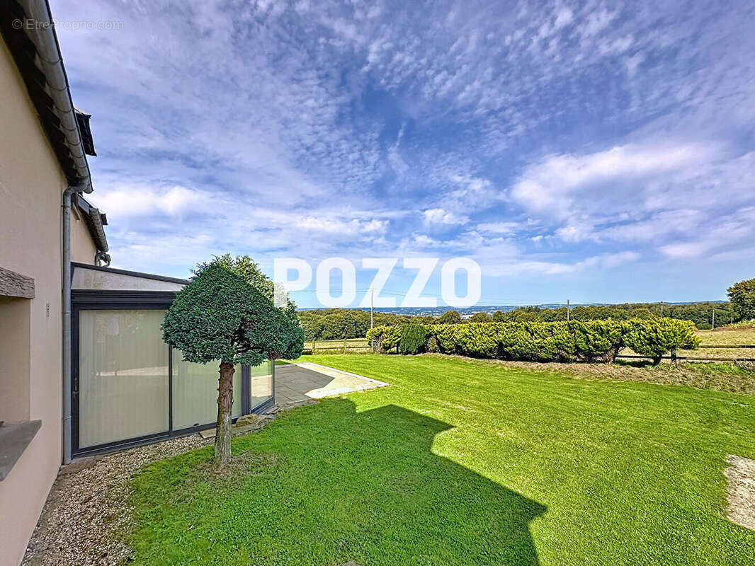 Maison à REFFUVEILLE