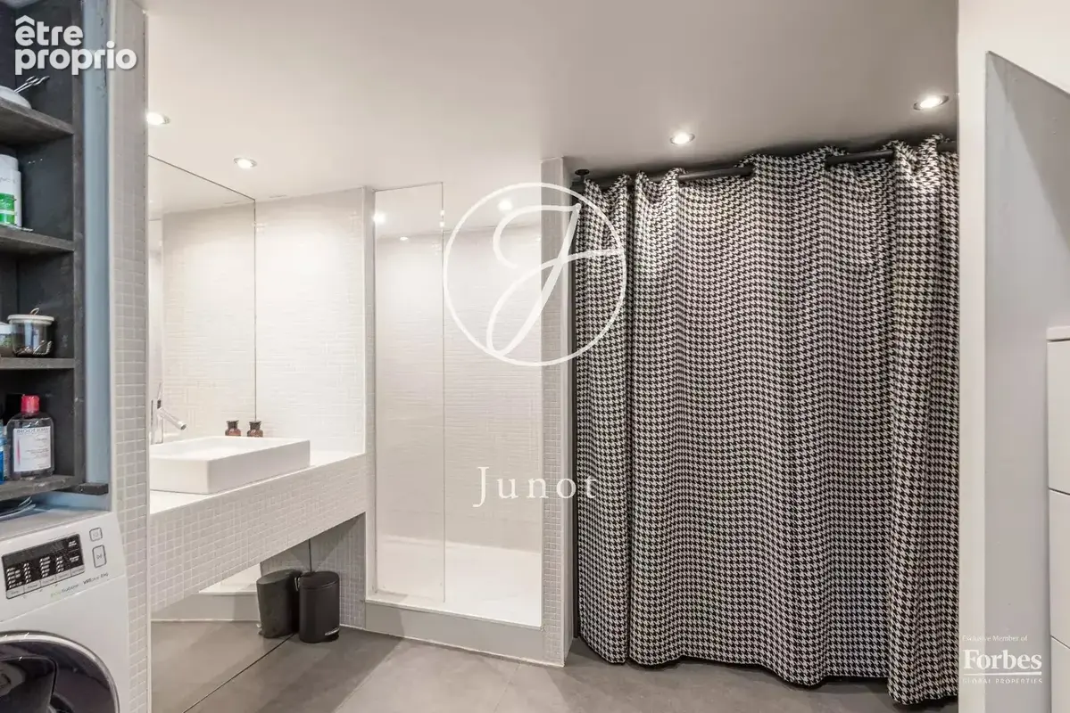 Paris 9e - BLANCHE / RUE DE DOUAI - Loft - 2 pièces - 44,74m² Carrez - 50,91m² au sol - 1 chambre - photo 8