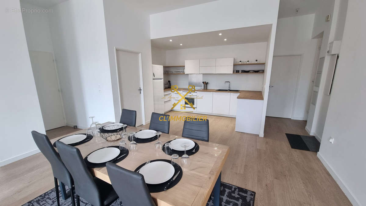 Appartement à SAINT-ETIENNE