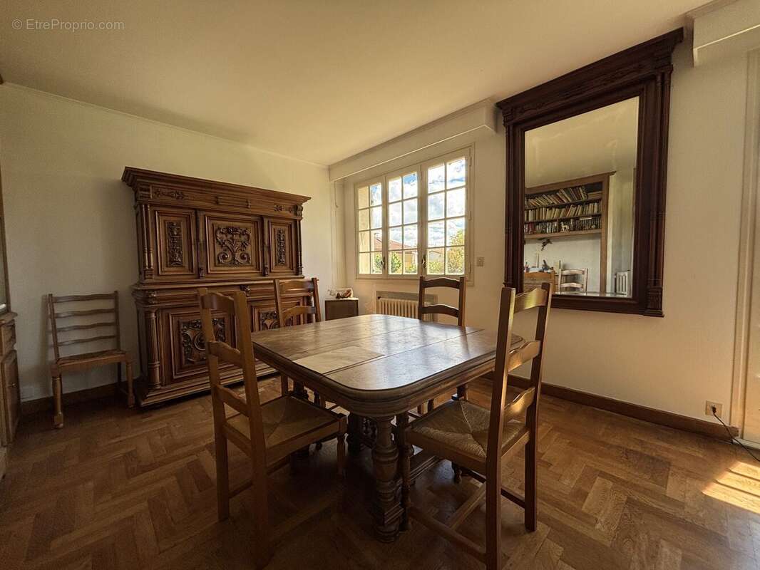 Maison à BOURG-DE-PEAGE
