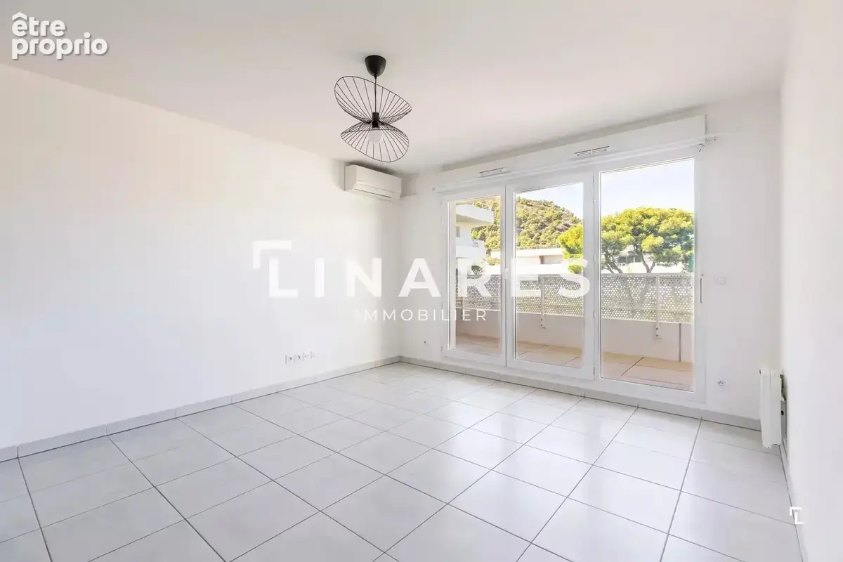 NACRÉA - Appartement T3 de 57m² - Terrasse - Box - 13009 Marseille - photo 4