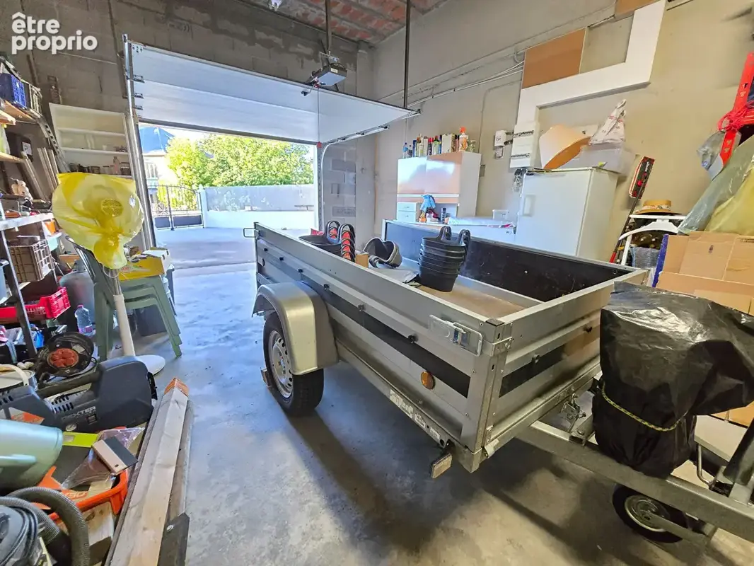 Maison de plain pied avec garage - Salles Curan - photo 15
