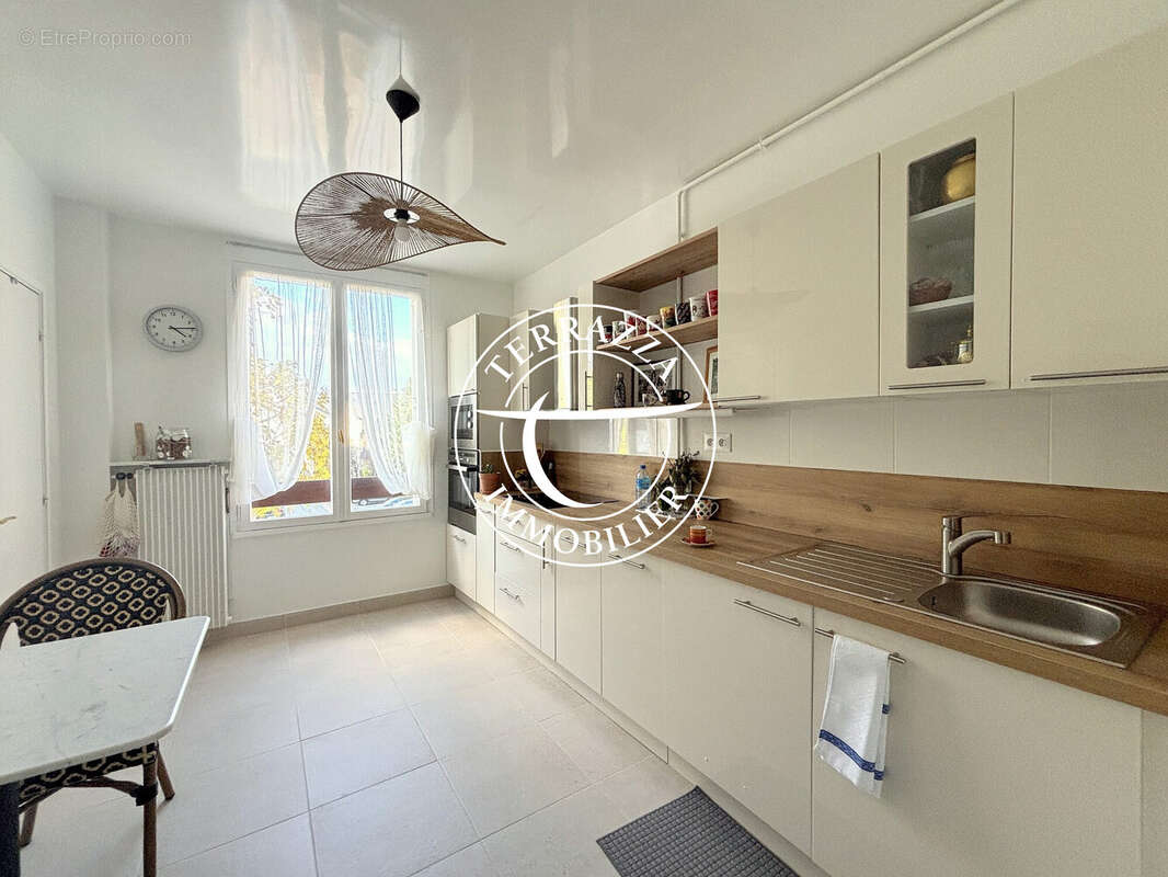 Appartement à LOUVECIENNES