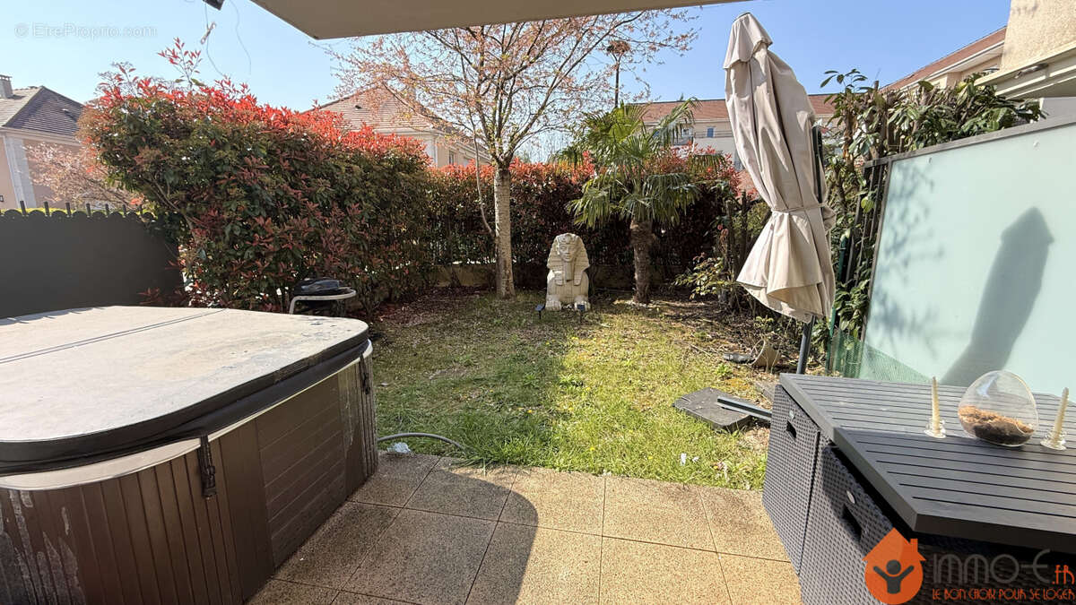 Appartement à VILLENOY