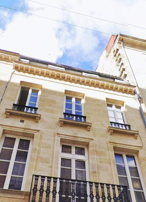 Appartement à BORDEAUX