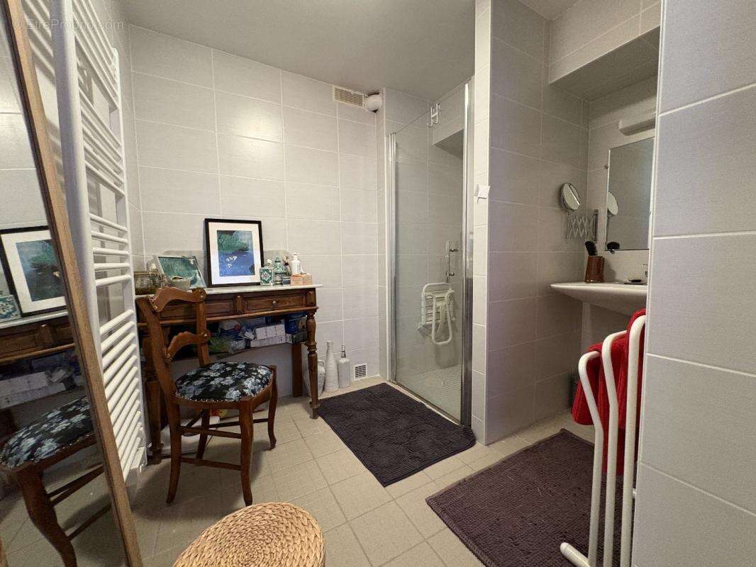 Maison à LACAPELLE-MARIVAL