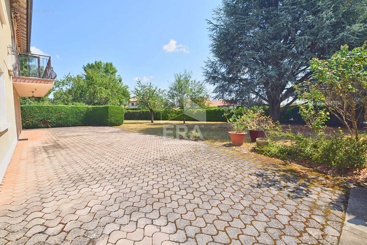 Maison 137m² à chazay-d'azergues - photo 5