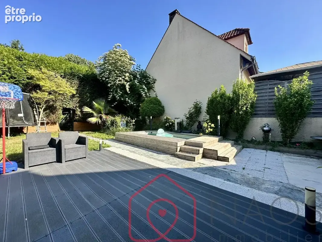Jolie maison avec terrain 677 m² et piscine - photo 2