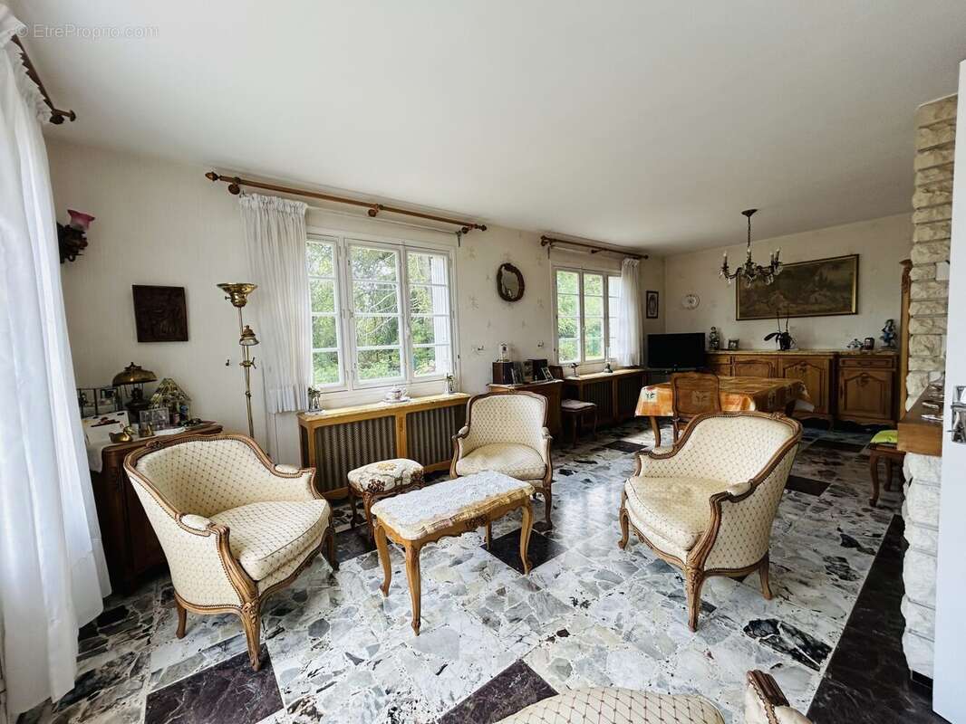Maison 113 m² à Margny-Les-Compiegne  - photo 3
