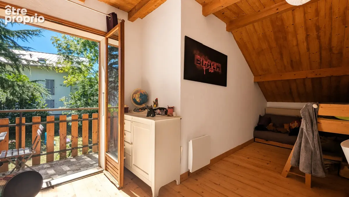 ETERCY - Maison familiale 5 chambres - photo 12