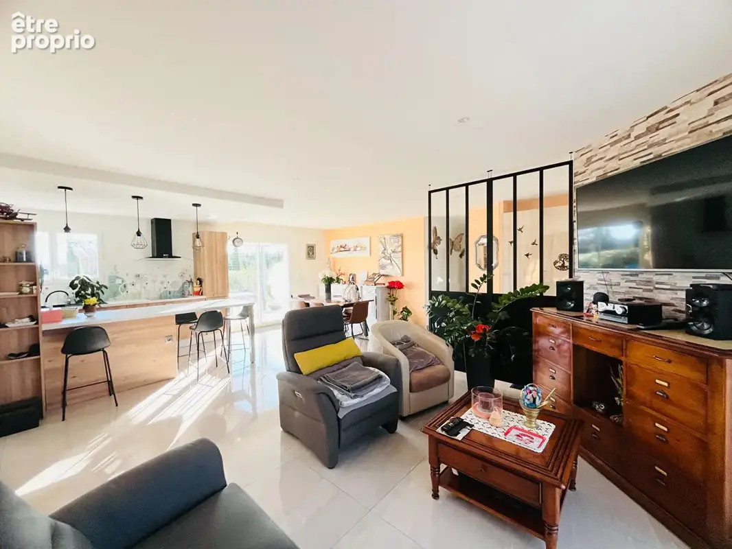 Villeneuve-sur-Lot maison contemporaine de 115 m²  avec piscine  sur un terrain de 800 m². Venez découvrir cette villa contempor - photo 5