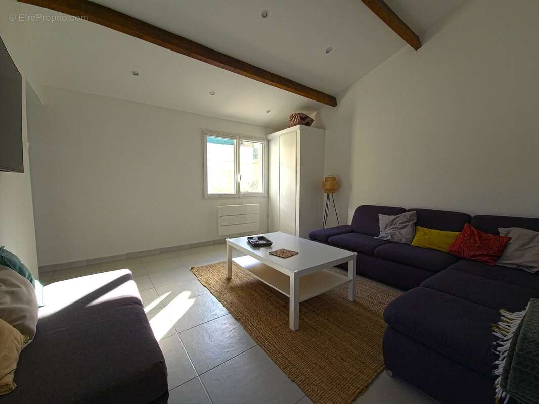 Appartement à AUBAGNE