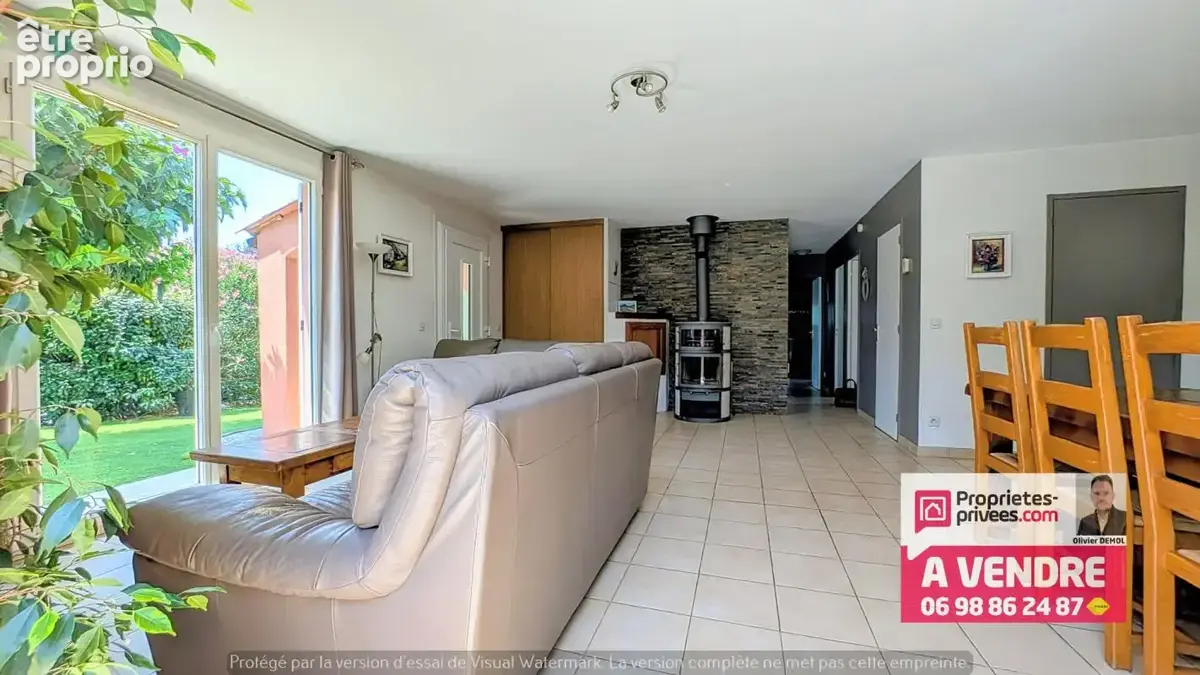 RARE VILLA DE PLAIN-PIED avec piscine et garage à 15 mn de Mandelieu ! - photo 11