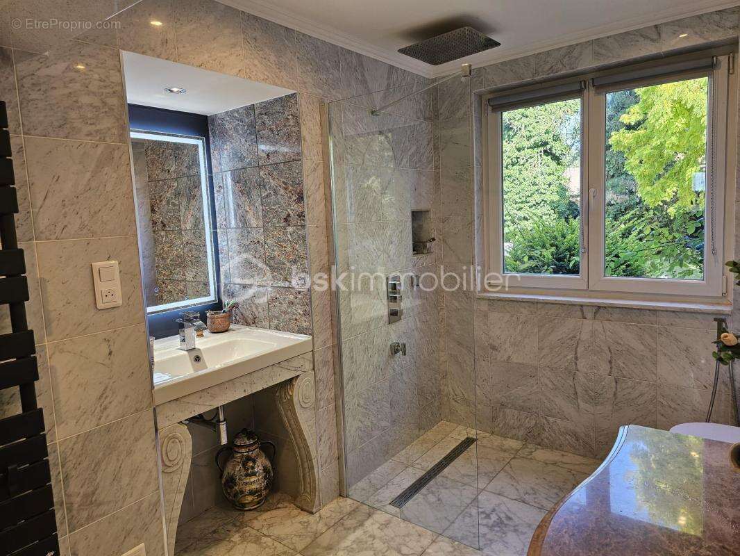 Maison à HENIN-BEAUMONT