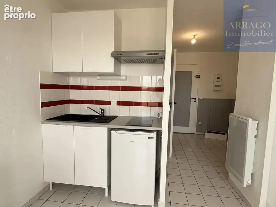 Studio cabine avec balcon, parking en face de la plage à Val - photo 8