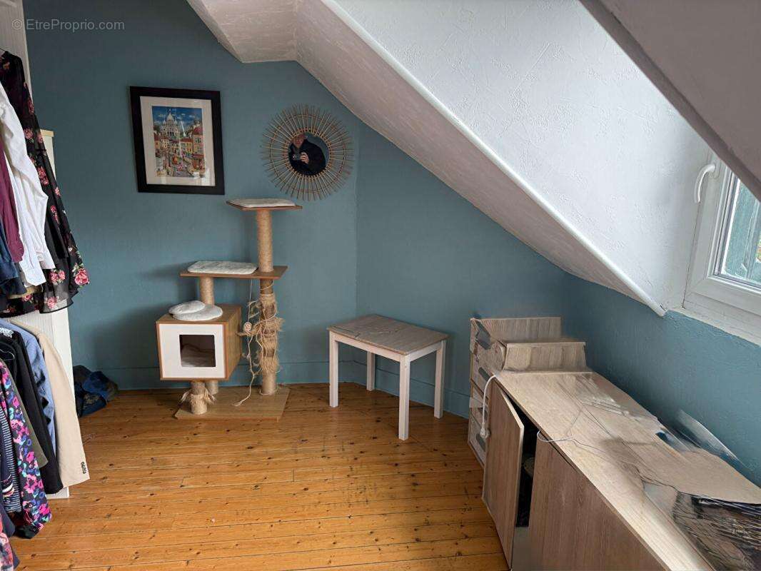 Maison à YZEURE