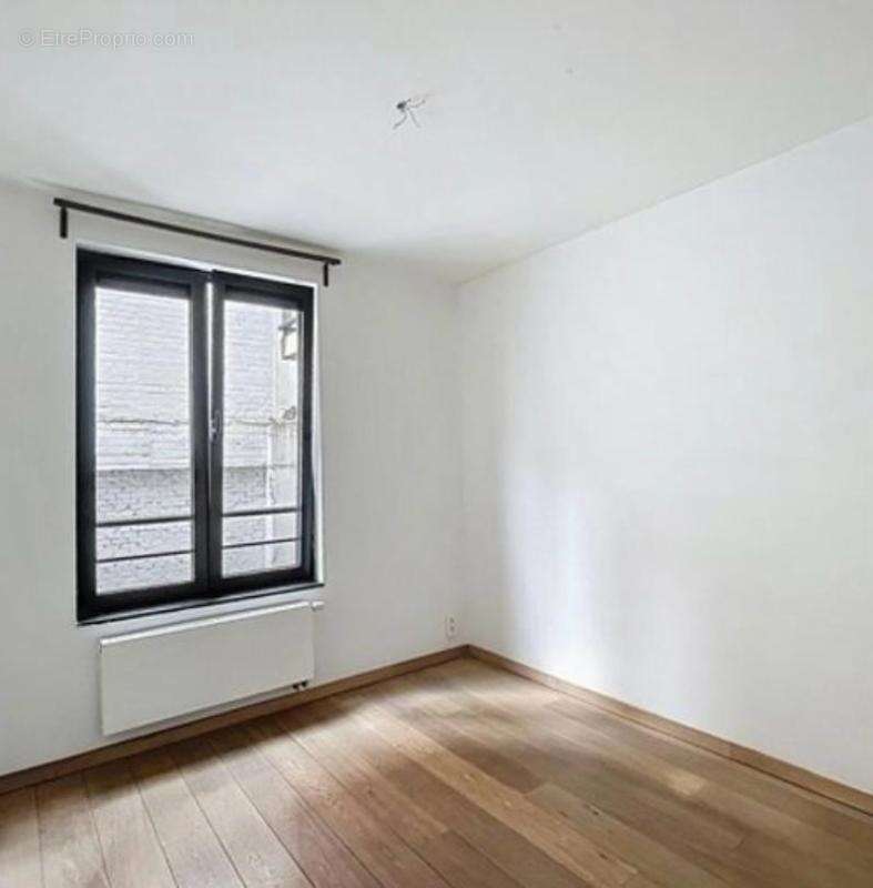 Appartement à ISSY-LES-MOULINEAUX