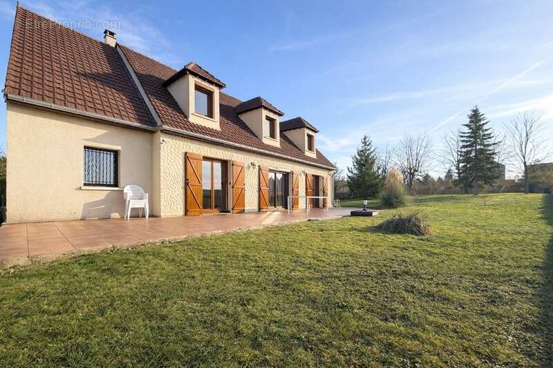 Maison à LA FERTE-SOUS-JOUARRE