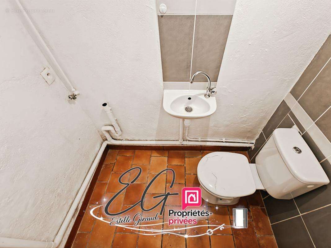 Maison de village avec cour, balcon et terrasse - Idéale premier achat ou investissement locatif - photo 16