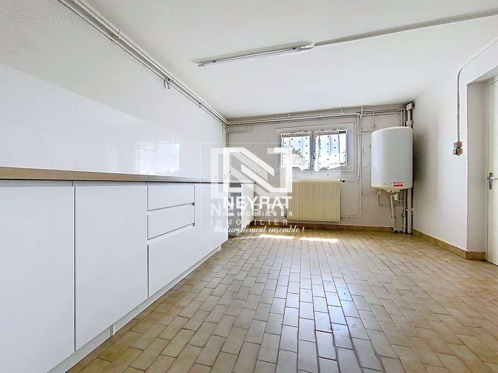 Exclusivite - sassenay - gros potentiel - photo 5