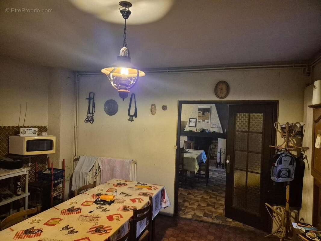 Maison 81 m² à Montmirey-Le-Chateau  - photo 3