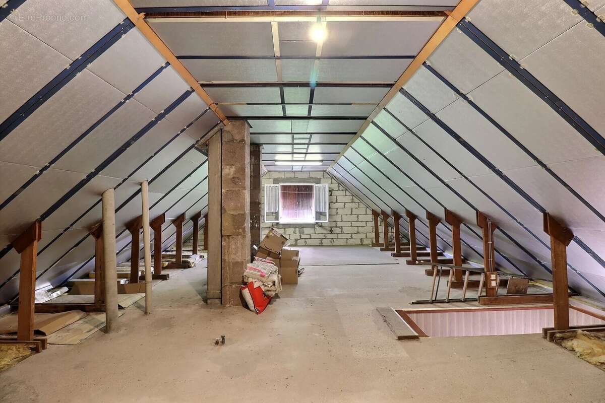 Maison à MONTATAIRE