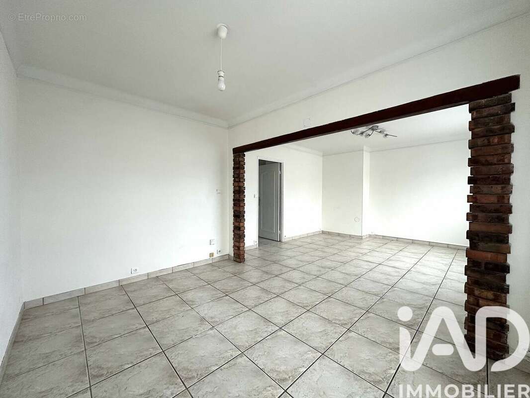 Photo 3 - Appartement à SARTROUVILLE
