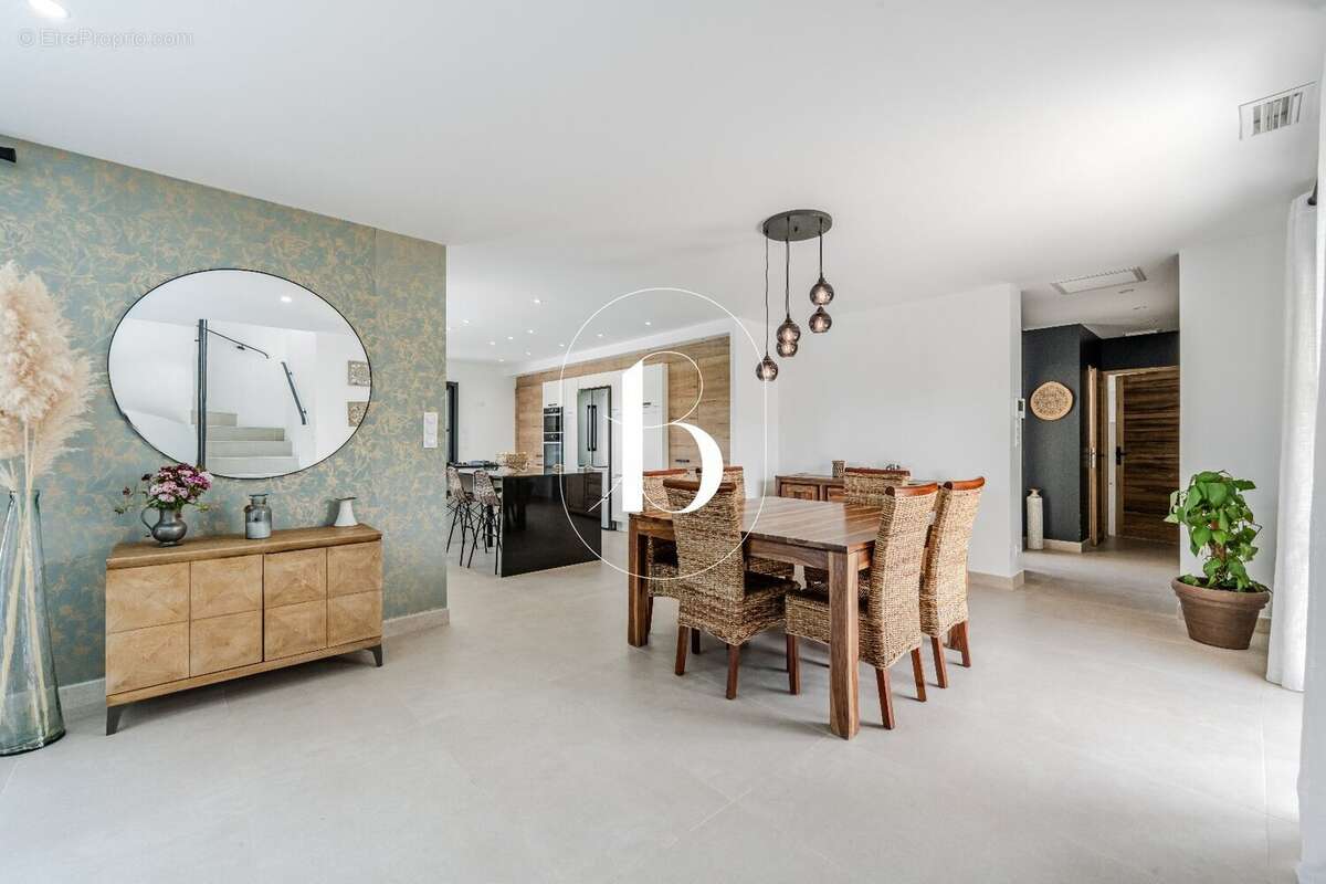 Maison à GOUDARGUES